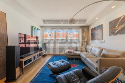 Apartamento T2 para Venda em Campo de Ourique
