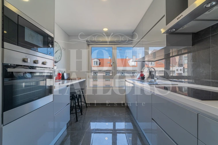Apartamento T2 para Venda em Campo de Ourique Foto 2