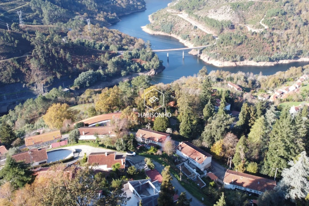 Moradia T3 para Venda em Ferral Foto 28