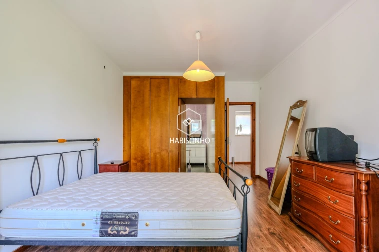 Moradia T3 para Venda em Ferral Foto 16