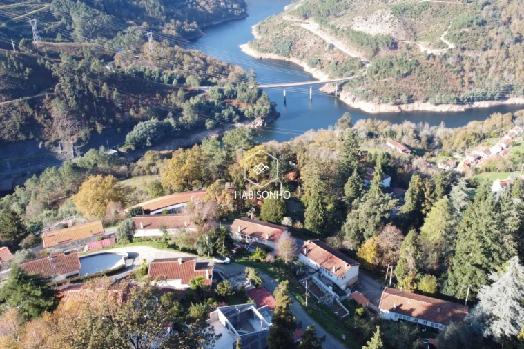 Moradia T3 para Venda em Ferral Foto 28