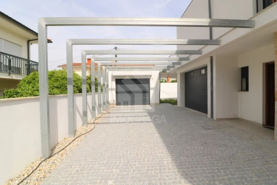 Moradia T4 para Venda em Palmeira