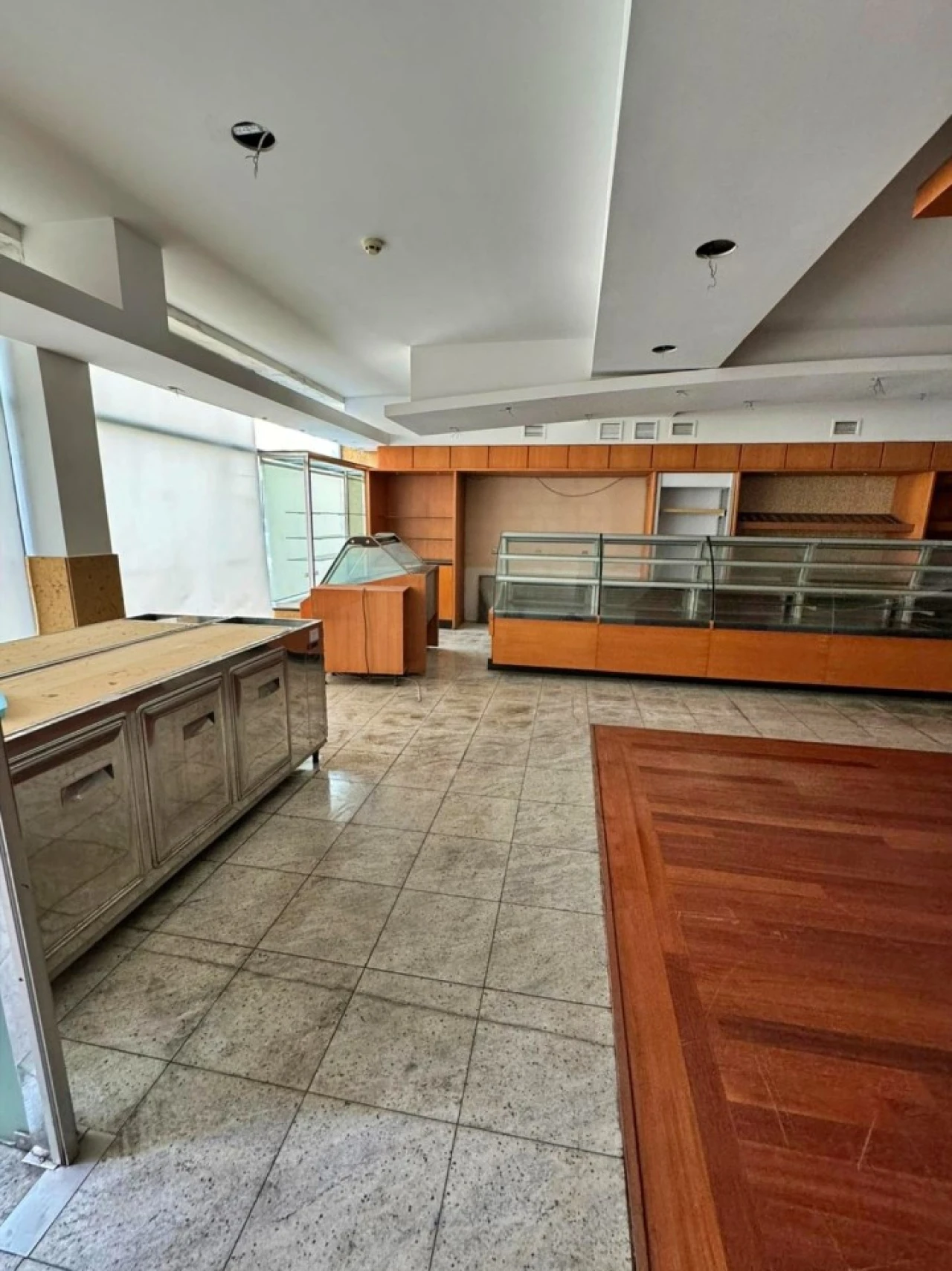 Loja para Venda em Mafamude e Vilar do Paraíso Foto 20