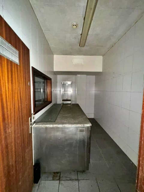 Loja para Venda em Mafamude e Vilar do Paraíso