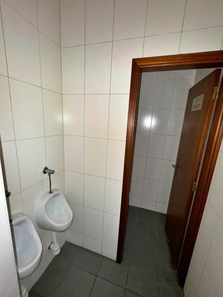 Loja para Venda em Mafamude e Vilar do Paraíso Foto 5