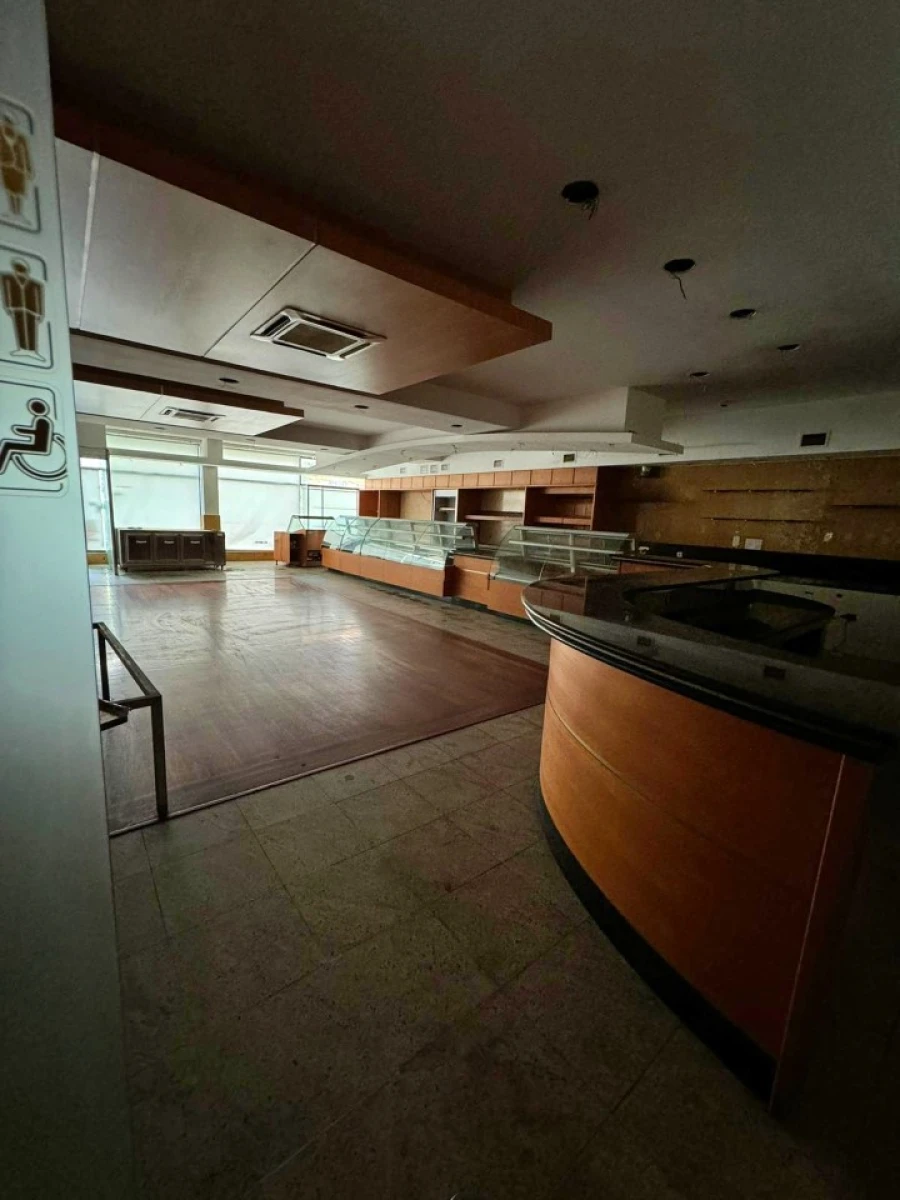 Loja para Venda em Mafamude e Vilar do Paraíso Foto 19