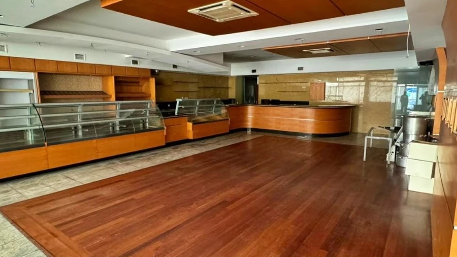 Loja para Venda em Mafamude e Vilar do Paraíso