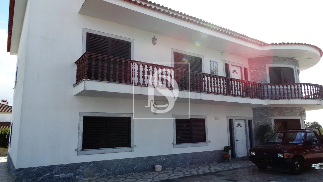 Moradia T6 para Venda em Montijo e Afonsoeiro Foto 1