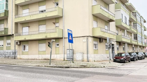 Apartamento T3 para Venda em Moita