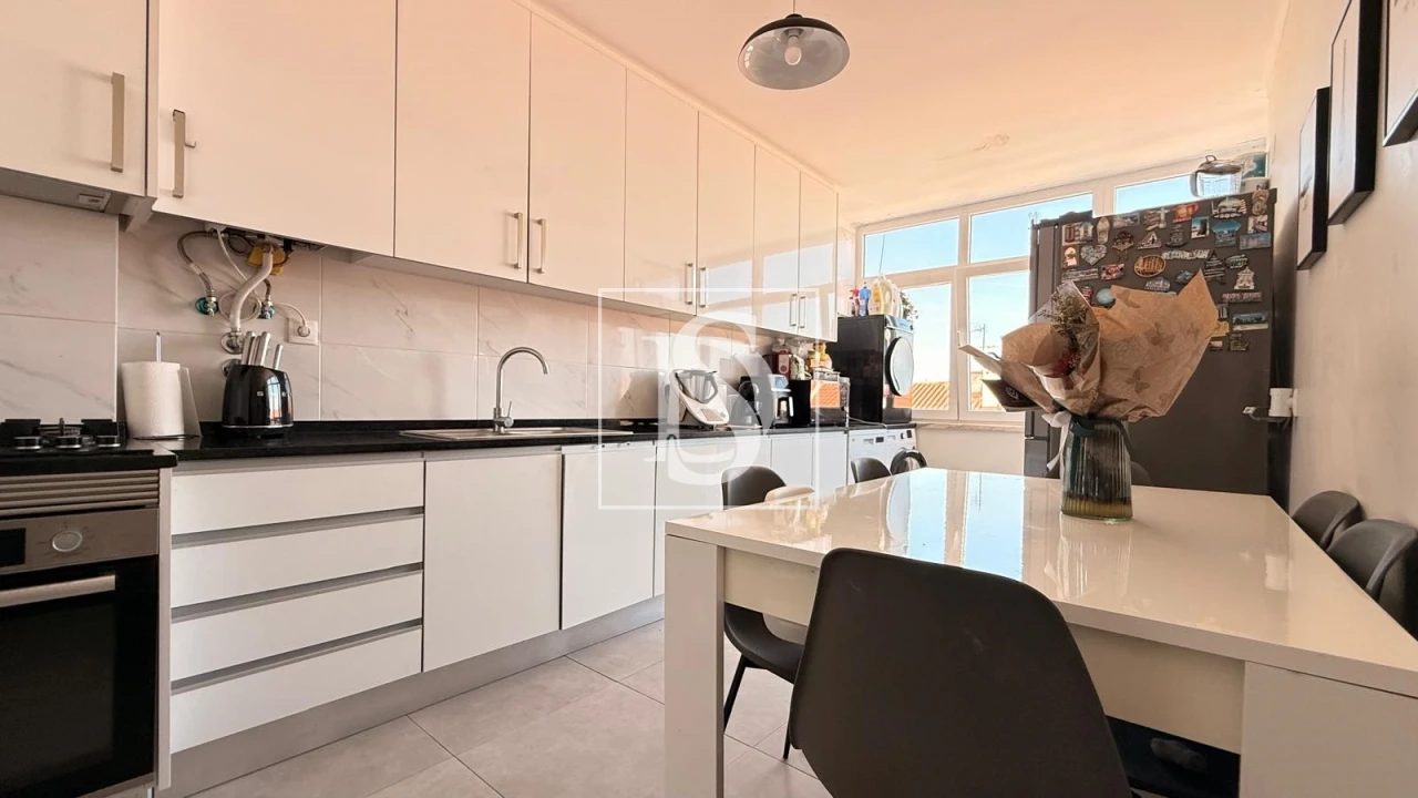 Apartamento T3 para Venda em Baixa da Banheira e Vale da Amoreira Foto 1