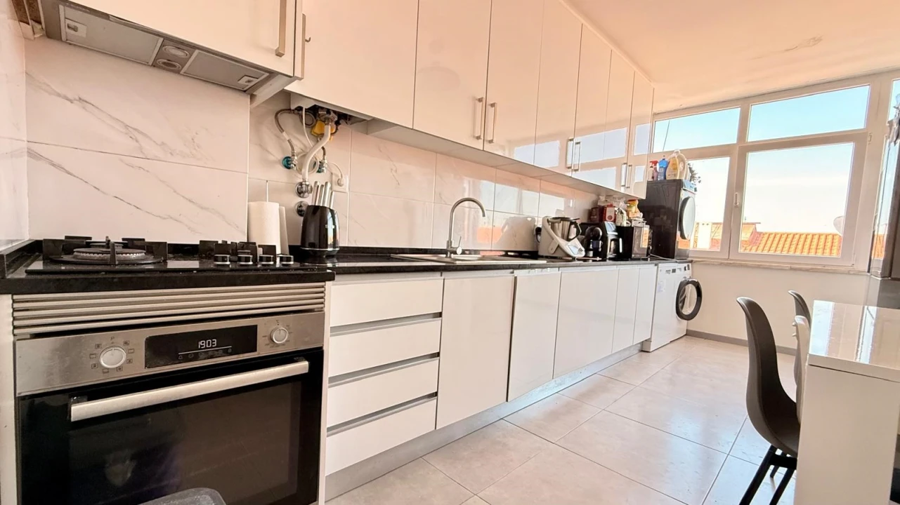 Apartamento T3 para Venda em Baixa da Banheira e Vale da Amoreira Foto 2