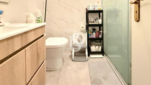 Apartamento T3 para Venda em Baixa da Banheira e Vale da Amoreira