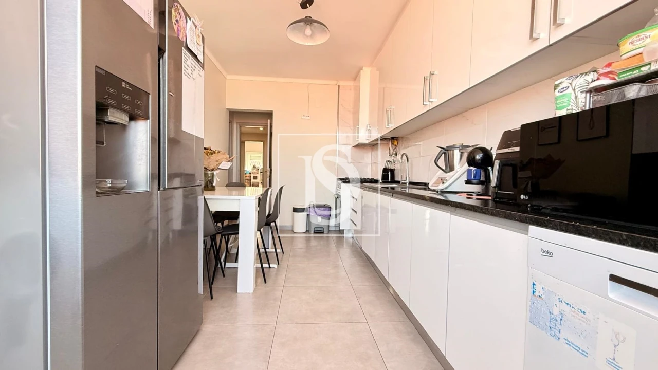 Apartamento T3 para Venda em Baixa da Banheira e Vale da Amoreira Foto 2