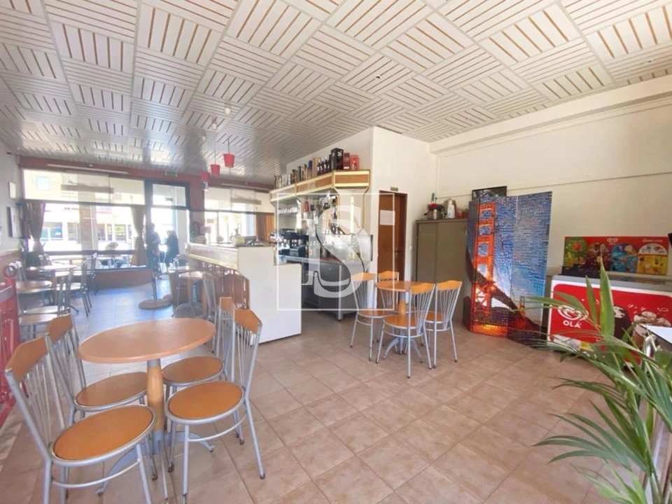 Loja para Venda em Baixa da Banheira e Vale da Amoreira Foto 5