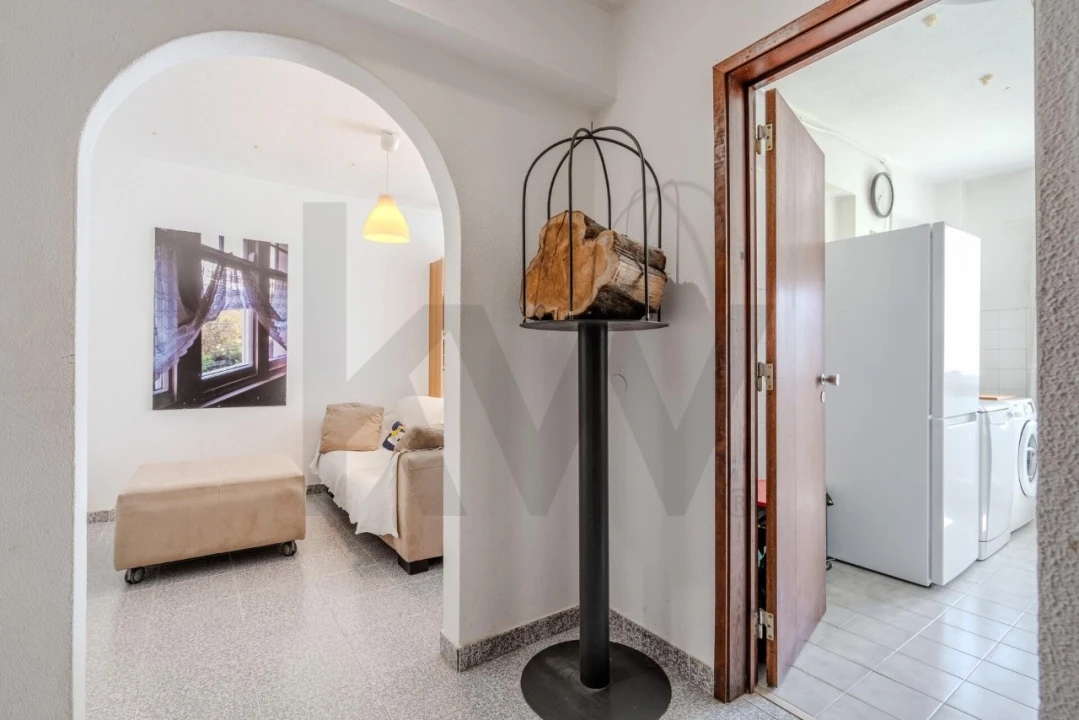 Apartamento T2 para Venda em Águas Livres Foto 4