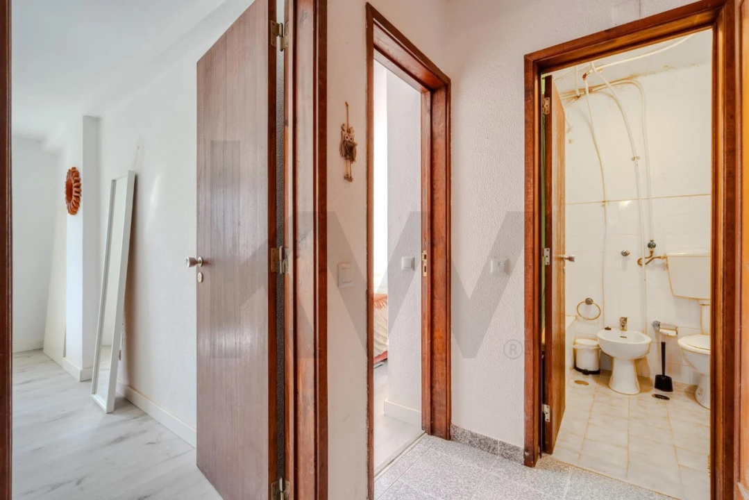 Apartamento T2 para Venda em Águas Livres Foto 22