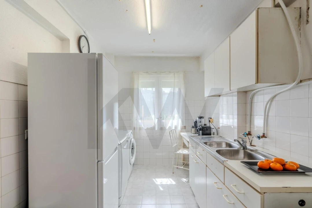 Apartamento T2 para Venda em Águas Livres Foto 5