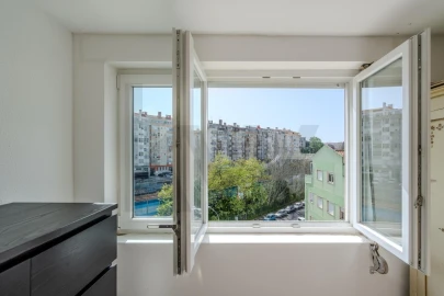 Apartamento T2 para Venda em Águas Livres