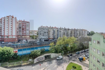 Apartamento T2 para Venda em Águas Livres