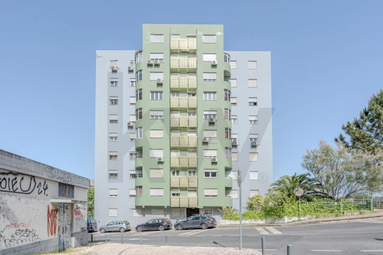 Apartamento T2 para Venda em Águas Livres Foto 30