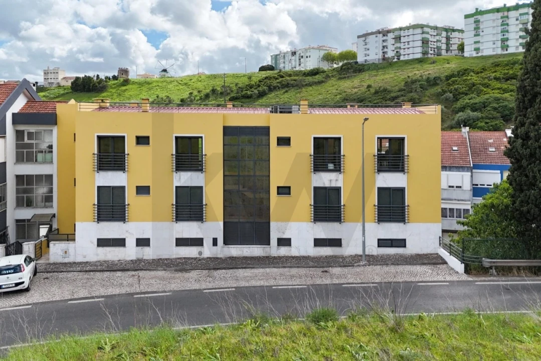 Apartamento T4 para Venda em Ramada e Caneças Foto 54