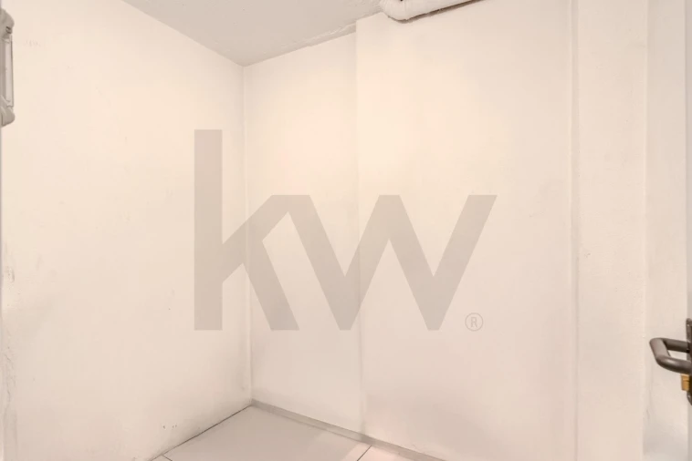 Apartamento T4 para Venda em Ramada e Caneças Foto 45