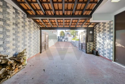 Moradia T4 para Venda em Sesimbra (Castelo)