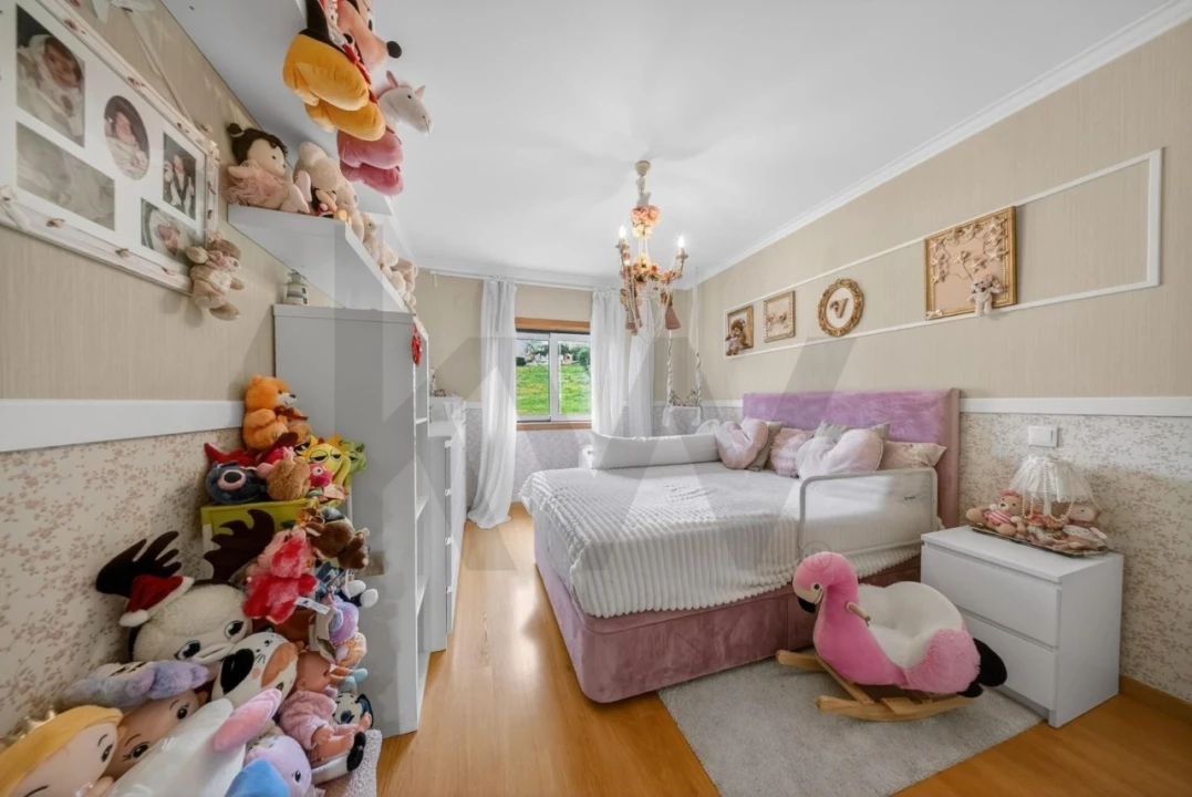 Apartamento T3 para Venda em Carnaxide e Queijas Foto 24