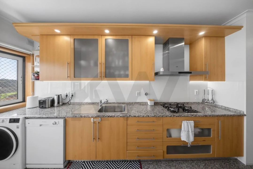 Apartamento T3 para Venda em Carnaxide e Queijas Foto 43