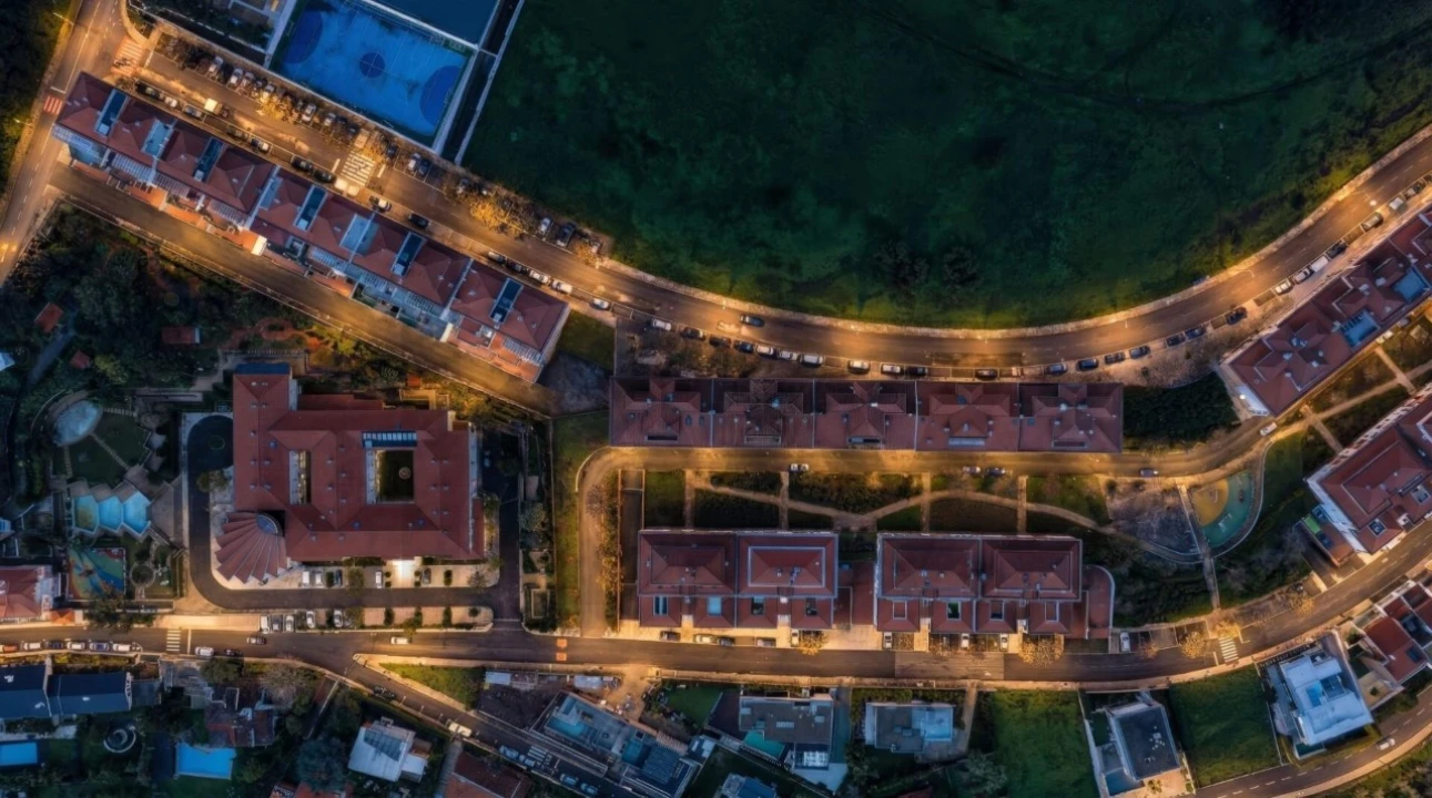 Apartamento T3 para Venda em Carnaxide e Queijas Foto 59