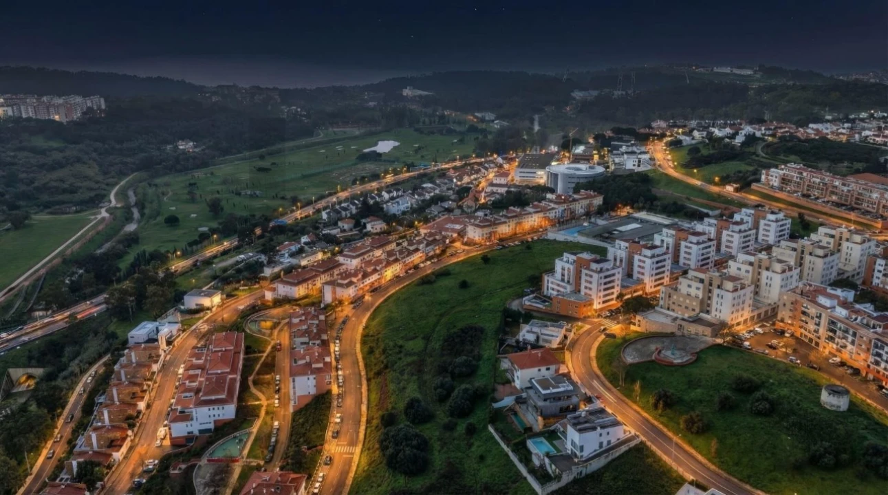 Apartamento T3 para Venda em Carnaxide e Queijas Foto 60