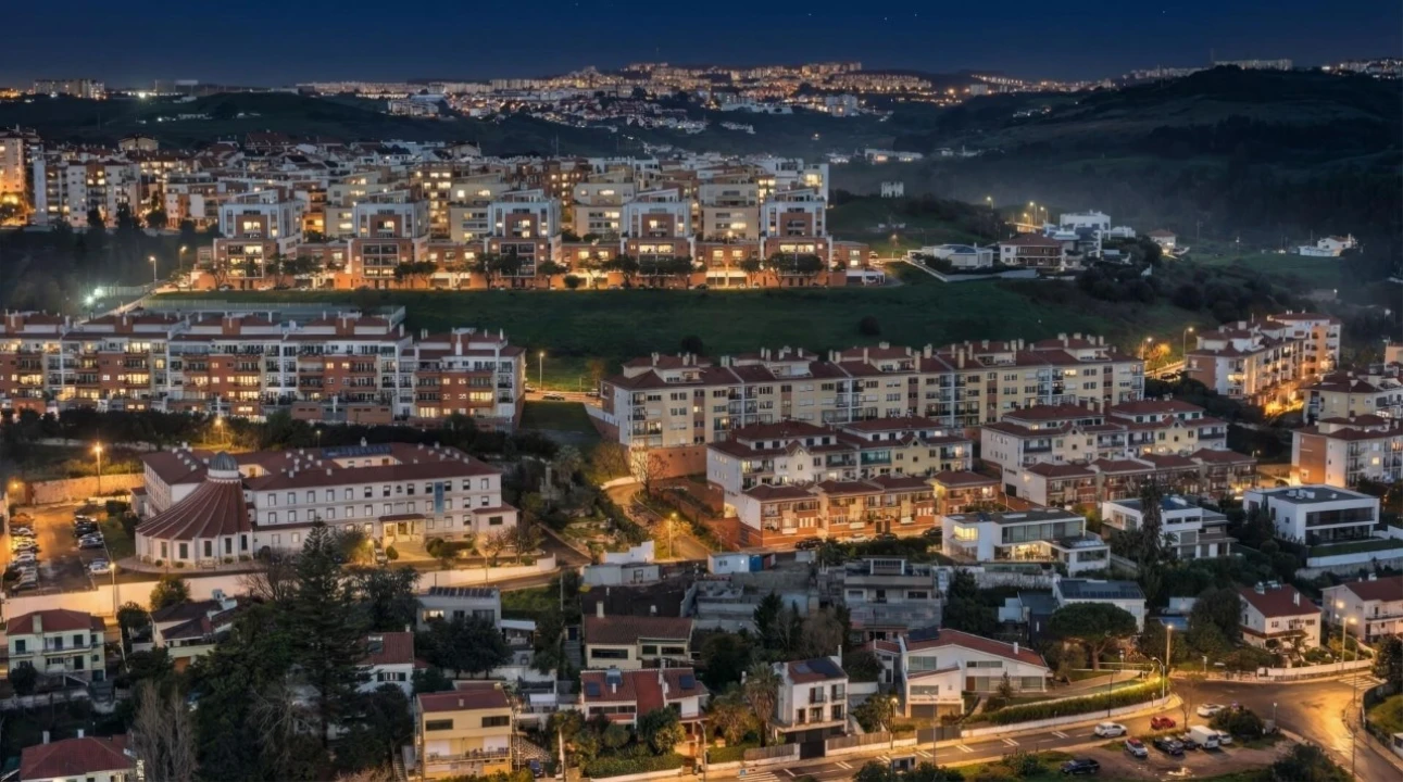 Apartamento T3 para Venda em Carnaxide e Queijas Foto 61