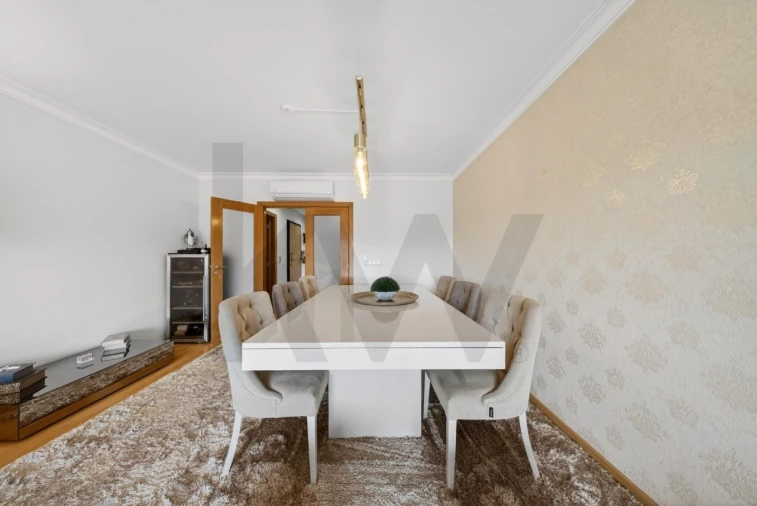 Apartamento T3 para Venda em Carnaxide e Queijas Foto 16