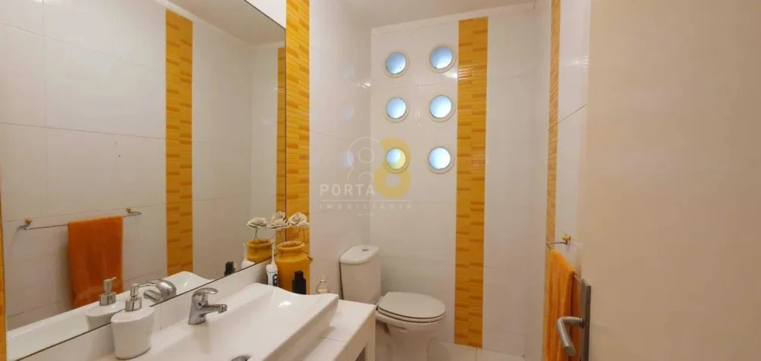 Prédio para Venda em Ramalde Foto 11