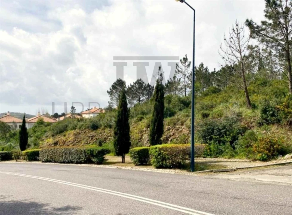 Terreno para Venda em Queluz e Belas Foto 3