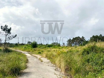 Terreno para Venda em Queluz e Belas