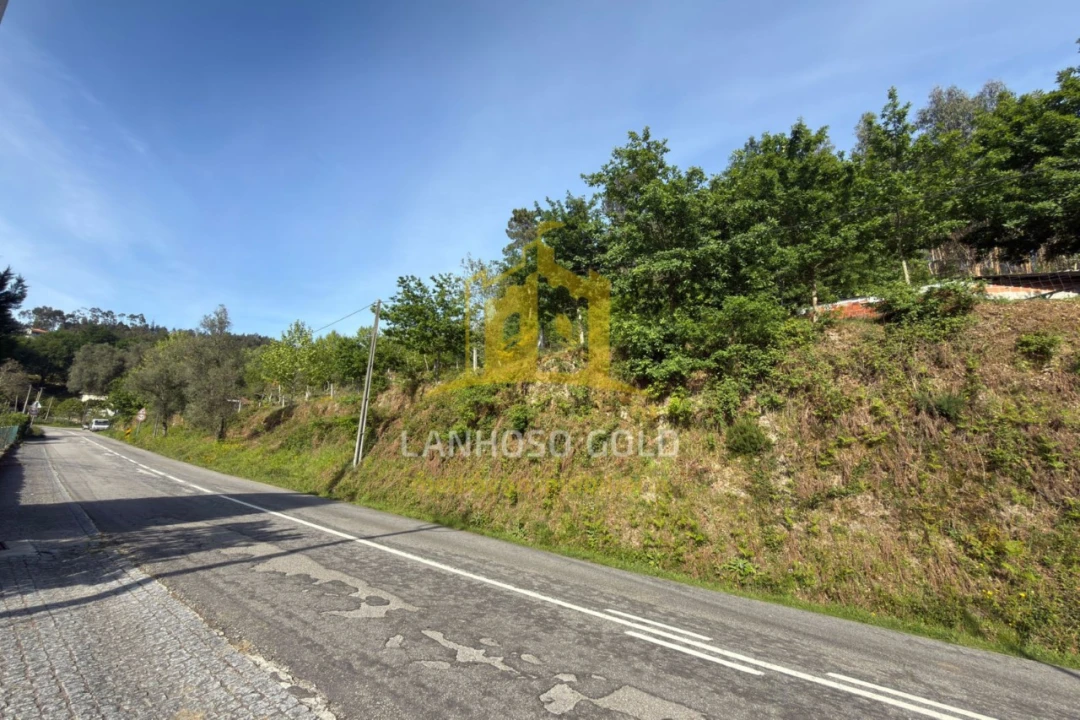 Terreno para Venda em Rossas Foto 1