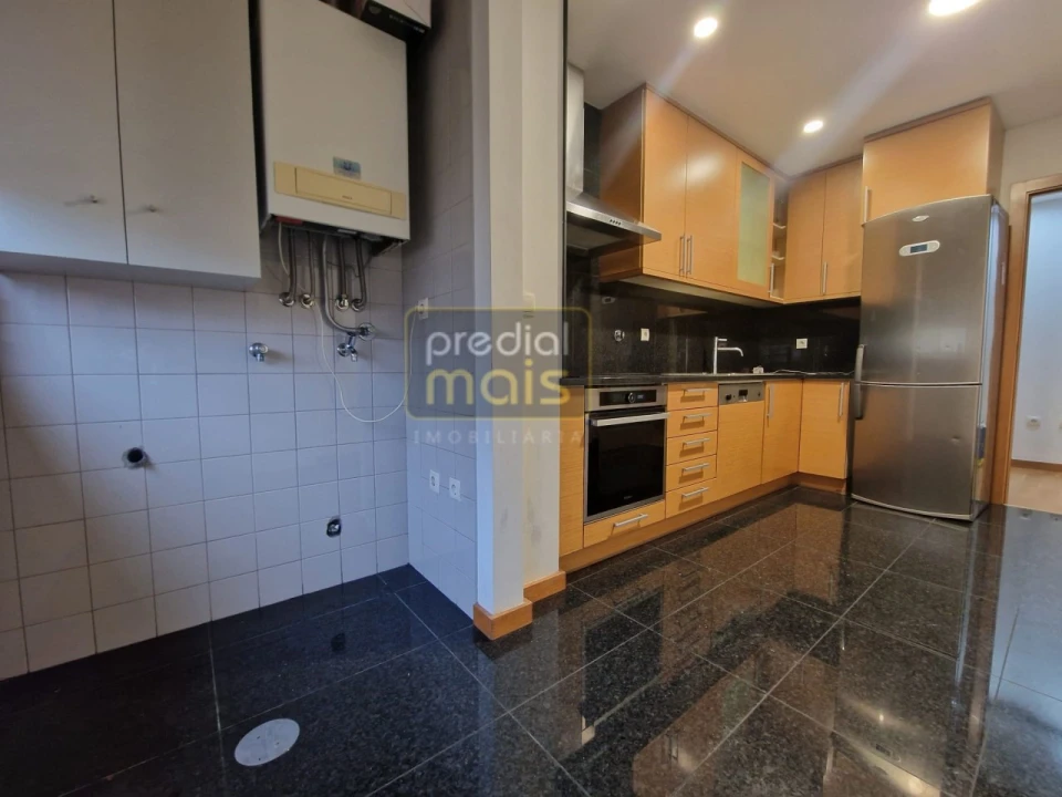 Apartamento T2 para Venda em Vila Nova de Famalicão e Calendário Foto 5