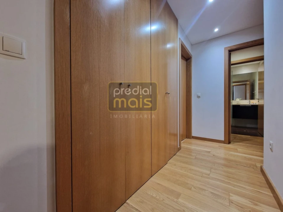 Apartamento T2 para Venda em Vila Nova de Famalicão e Calendário Foto 6