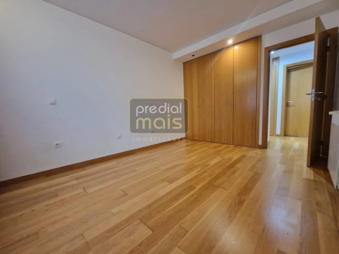 Apartamento T2 para Venda em Vila Nova de Famalicão e Calendário Foto 8