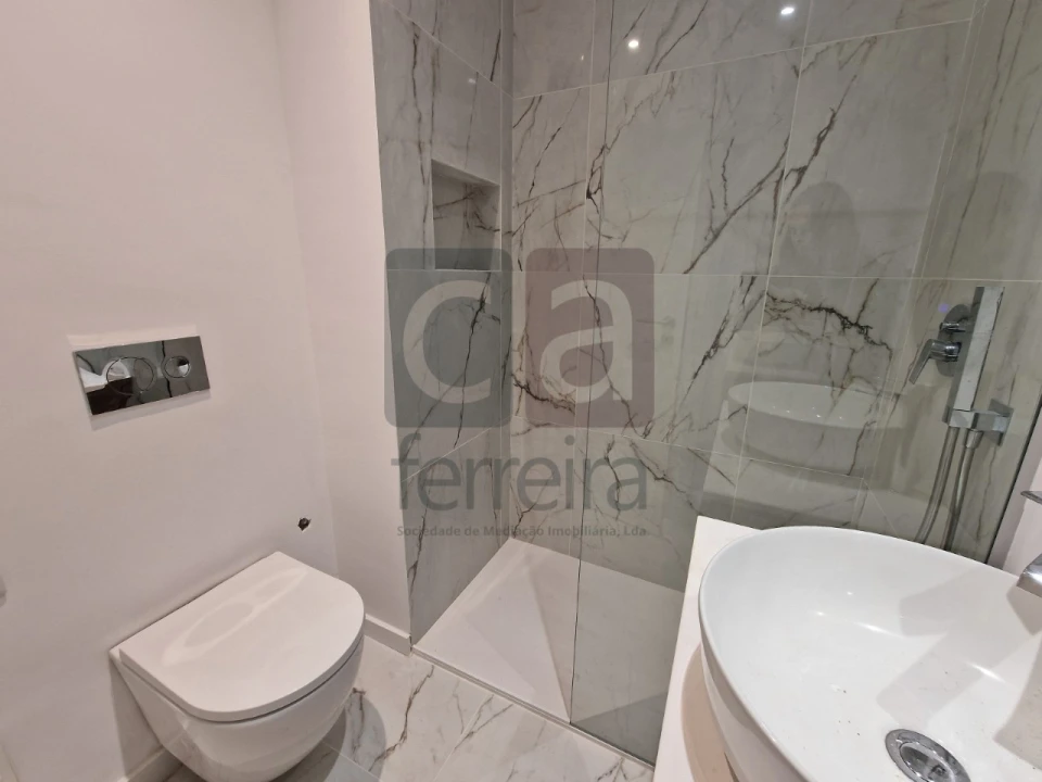 Apartamento T3 para Venda em Almeirim Foto 18
