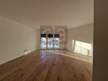 Apartamento T3 para Venda em Almeirim