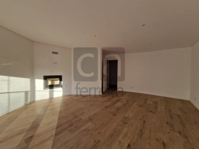 Apartamento T3 para Venda em Almeirim Foto 7