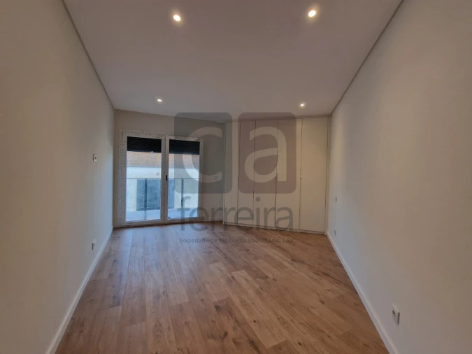 Apartamento T3 para Venda em Almeirim Foto 13
