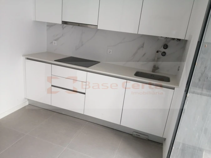 Apartamento T3 para Venda em Corroios Foto 12