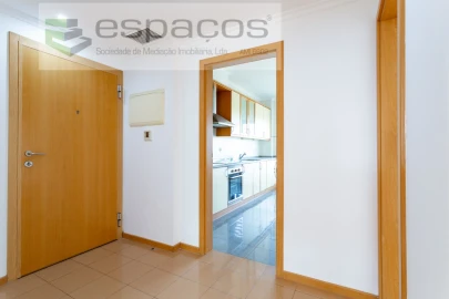 Apartamento T2 para Venda em Santa Iria de Azoia, São João da Talha e Bobadela