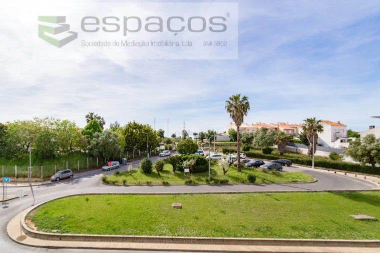 Apartamento T2 para Venda em Santa Iria de Azoia, São João da Talha e Bobadela Foto 21