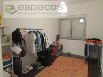 Apartamento T2 para Venda em Santa Iria de Azoia, São João da Talha e Bobadela