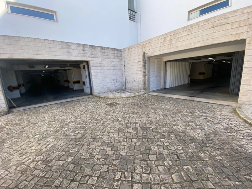 Negócio para Venda em Lagos (São Sebastião e Santa Maria) Foto 3