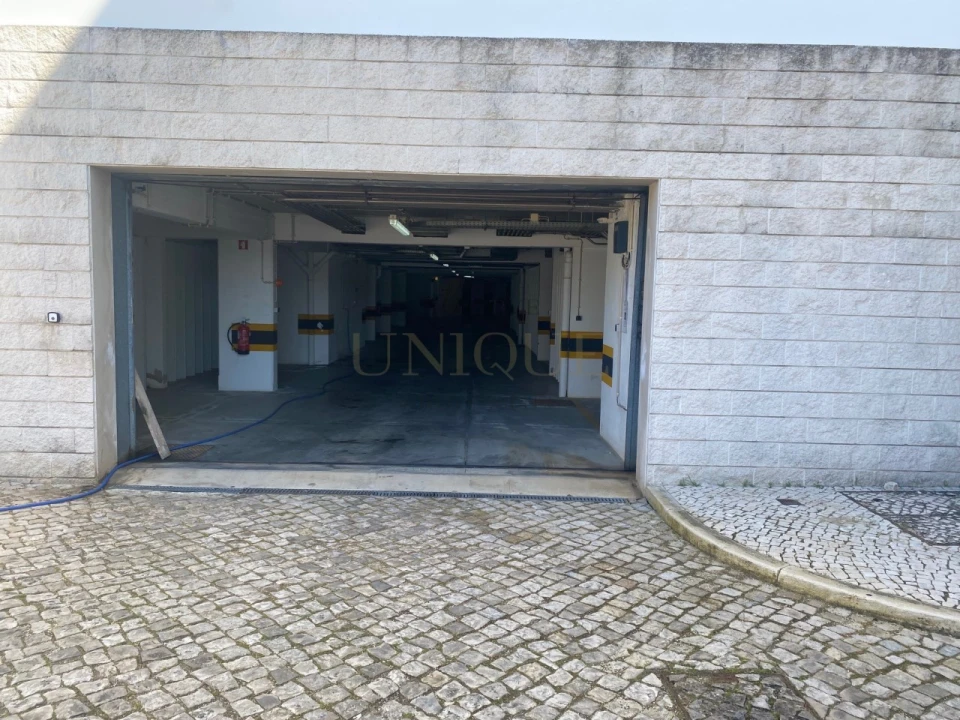 Negócio para Venda em Lagos (São Sebastião e Santa Maria) Foto 3